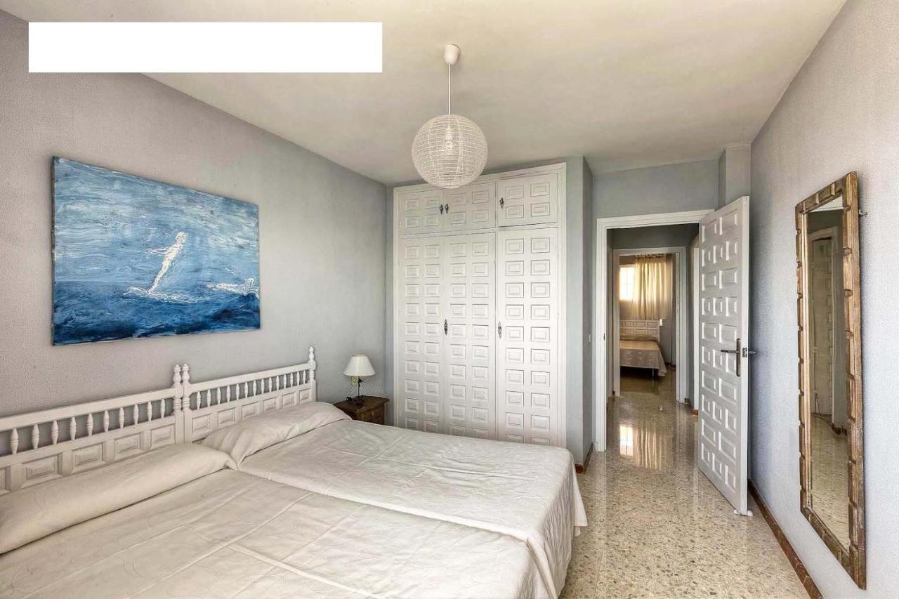 Precioso apartamento frontal al mar Nerja Esterno foto