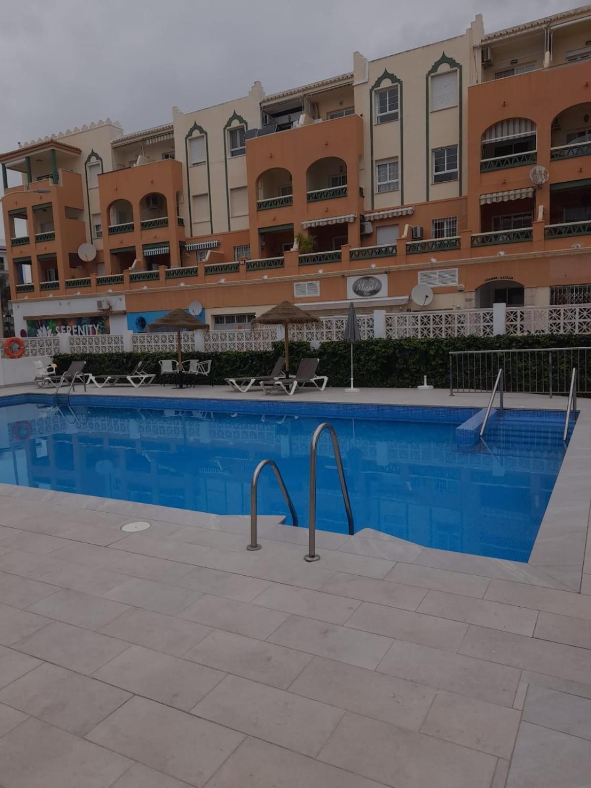Precioso apartamento frontal al mar Nerja Esterno foto